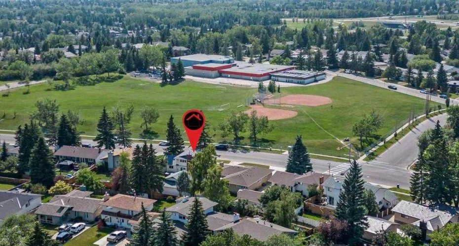 5632 dalhousie Drive, Calgary, Alberta T3A 1P9, 6 Bedrooms Bedrooms, ,4 BathroomsBathrooms,Residential,For Sale,dalhousie,A2244896