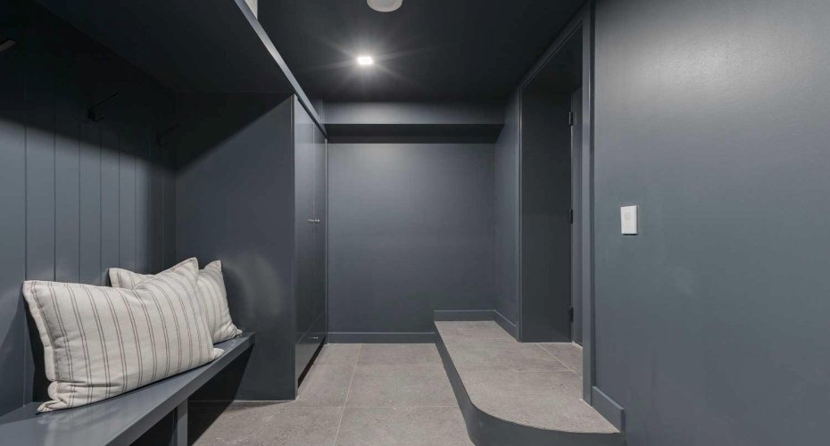 Mudroom / Entrance from the garage