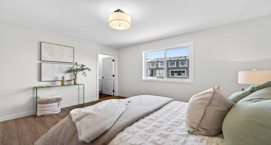 1738 KEYSTONE CREEK Avenue, Calgary, Alberta T3P 2V4, 3 Bedrooms Bedrooms, ,3 BathroomsBathrooms,Residential,For Sale,KEYSTONE CREEK,A2269140