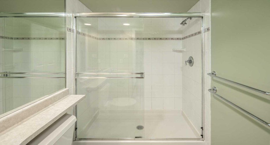 650 10 Street, Calgary, Alberta T2P 5G4, 2 Bedrooms Bedrooms, ,2 BathroomsBathrooms,Residential,For Sale,10,A2269310