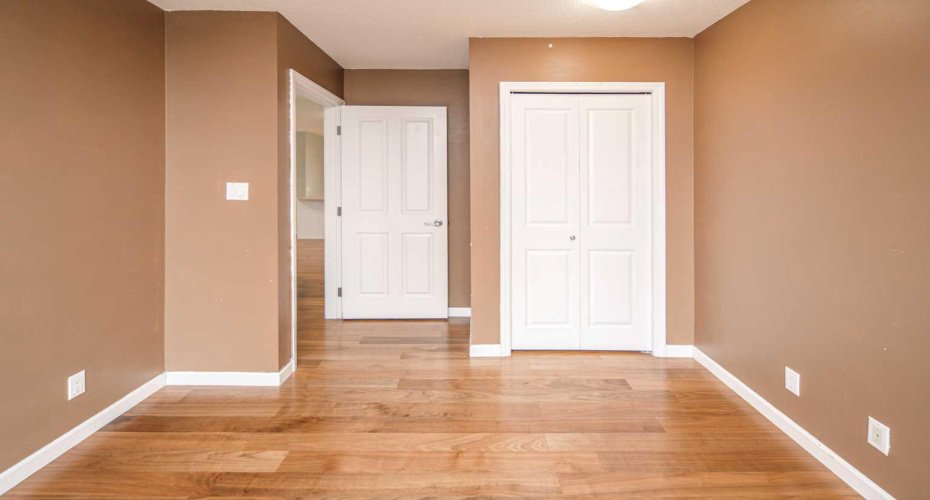 650 10 Street, Calgary, Alberta T2P 5G4, 2 Bedrooms Bedrooms, ,2 BathroomsBathrooms,Residential,For Sale,10,A2269310