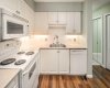 650 10 Street, Calgary, Alberta T2P 5G4, 2 Bedrooms Bedrooms, ,2 BathroomsBathrooms,Residential,For Sale,10,A2269310