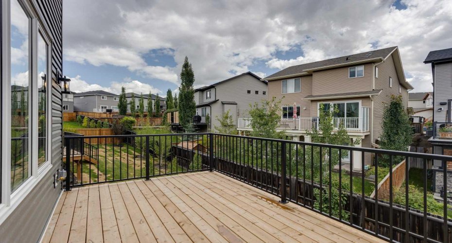 46 Heritage Close, Cochrane, Alberta T4C 3G8, 3 Bedrooms Bedrooms, ,3 BathroomsBathrooms,Residential,For Sale,Heritage,A2269470