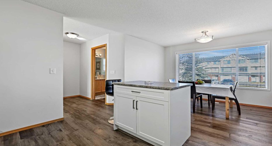 258 Rocky Ridge Court, Calgary, Alberta T3G 4S8, 3 Bedrooms Bedrooms, ,2 BathroomsBathrooms,Residential,For Sale,Rocky Ridge,A2269726