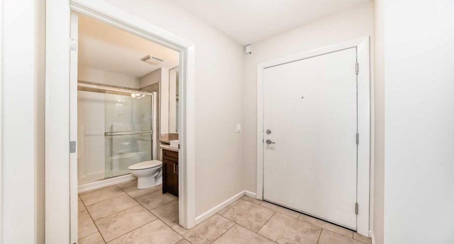 211 13 Avenue, Calgary, Alberta T2G 1E1, 2 Bedrooms Bedrooms, ,2 BathroomsBathrooms,Residential,For Sale,13,A2269144