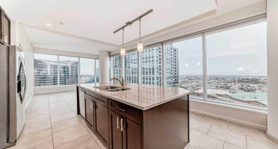 211 13 Avenue, Calgary, Alberta T2G 1E1, 2 Bedrooms Bedrooms, ,2 BathroomsBathrooms,Residential,For Sale,13,A2269144