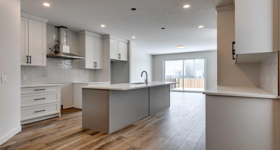 554 Rivercrest View, Cochrane, Alberta T4C 2W9, 3 Bedrooms Bedrooms, ,3 BathroomsBathrooms,Residential,For Sale,Rivercrest,A2270540