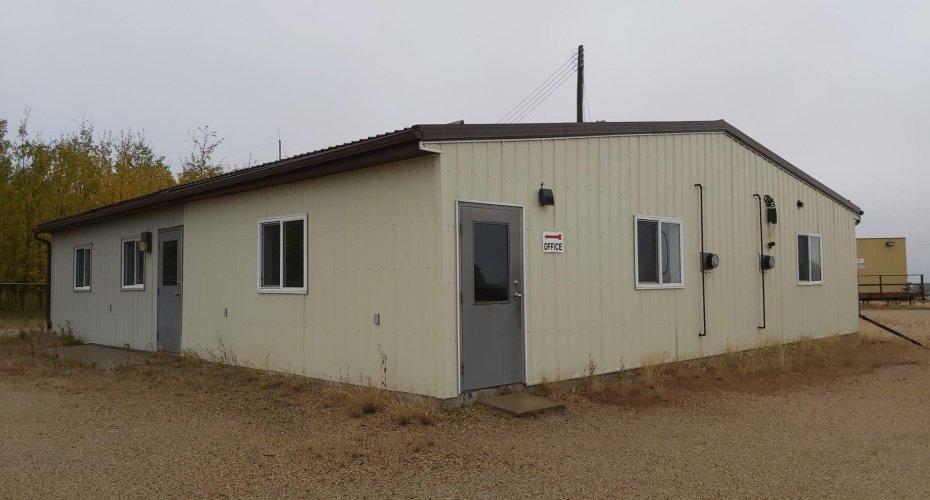 4810 & 4812 37 Avenue, Valleyview, Alberta T0H 3N0, ,Commercial,For Sale,37,A1154618