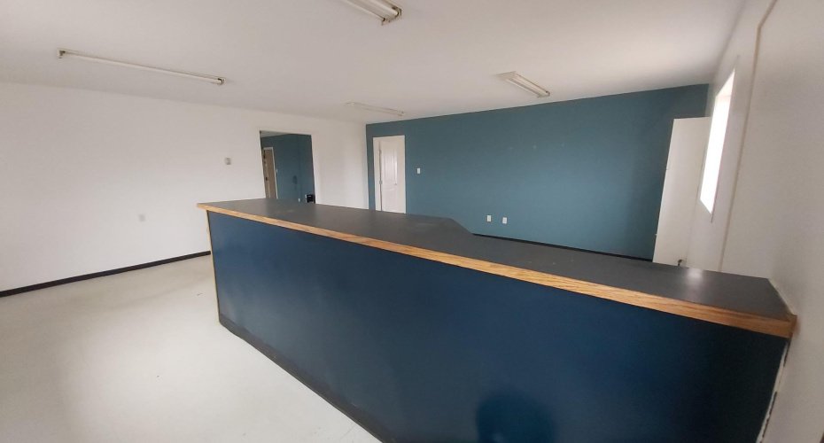 4810 & 4812 37 Avenue, Valleyview, Alberta T0H 3N0, ,Commercial,For Sale,37,A1154618