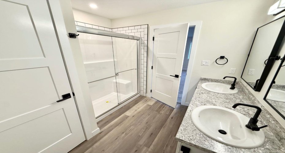 328C BOUTIN Avenue, Hinton, Alberta T7V0B4, 3 Bedrooms Bedrooms, ,3 BathroomsBathrooms,Residential,For Sale,BOUTIN,A2270585