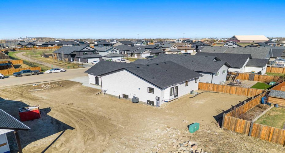 7111 37 Street, Lloydminster, Alberta T9V 3R1, 3 Bedrooms Bedrooms, ,2 BathroomsBathrooms,Residential,For Sale,37,A2270950