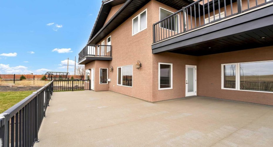 150 Desert Blume Crescent, Desert Blume, Alberta T1B 0A4, 5 Bedrooms Bedrooms, ,6 BathroomsBathrooms,Residential,For Sale,Desert Blume,A2271125