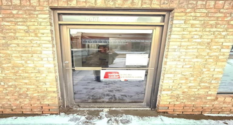 5008 50 Avenue, Vermilion, Alberta T9X 1A3, ,Commercial,For Lease,50,A2271189
