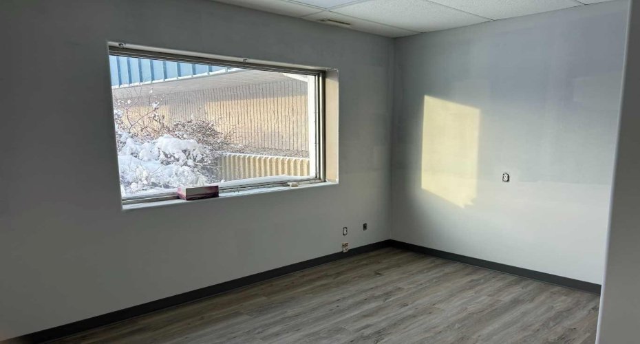 5008 50 Avenue, Vermilion, Alberta T9X 1A3, ,Commercial,For Lease,50,A2271189