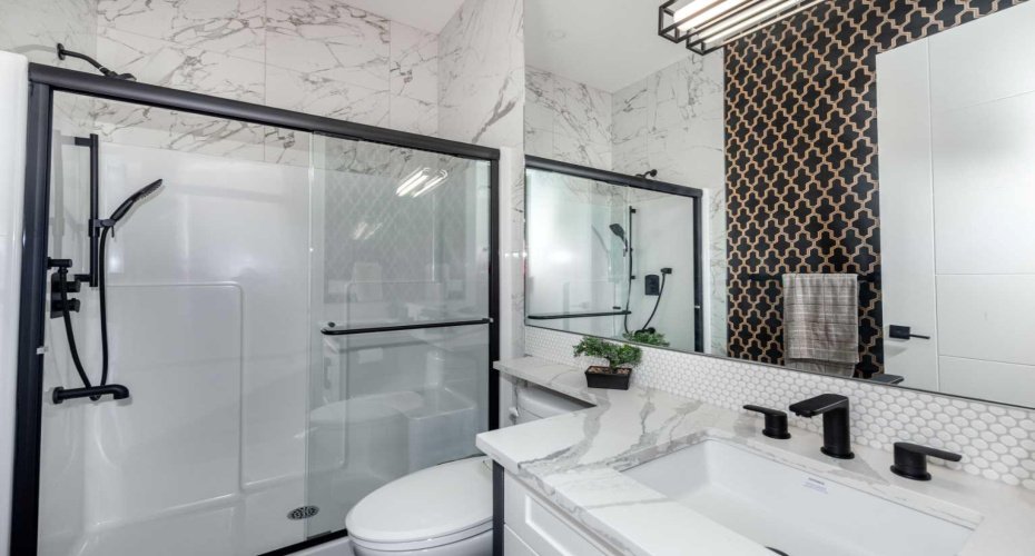 66 Waterford Road, Chestermere, Alberta T1X 2M7, 7 Bedrooms Bedrooms, ,5 BathroomsBathrooms,Residential,For Sale,Waterford,A2271205