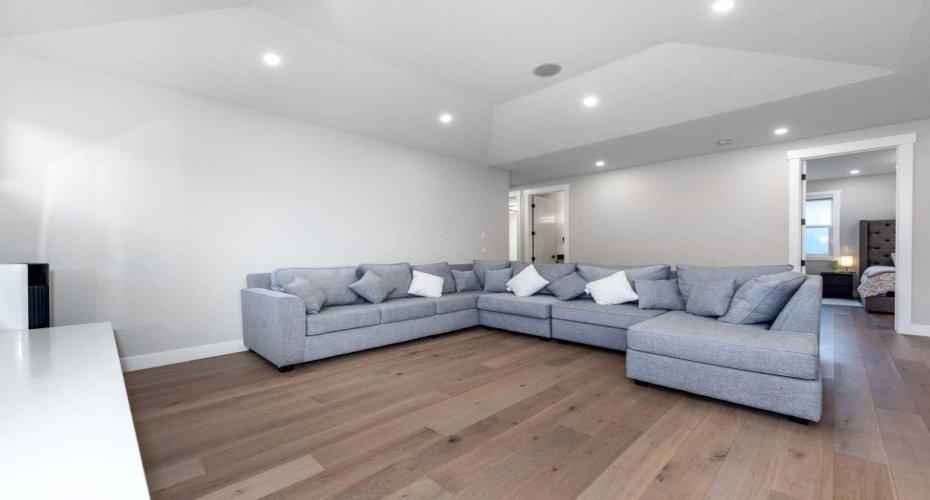 66 Waterford Road, Chestermere, Alberta T1X 2M7, 7 Bedrooms Bedrooms, ,5 BathroomsBathrooms,Residential,For Sale,Waterford,A2271205