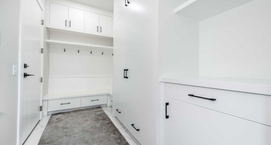 66 Waterford Road, Chestermere, Alberta T1X 2M7, 7 Bedrooms Bedrooms, ,5 BathroomsBathrooms,Residential,For Sale,Waterford,A2271205