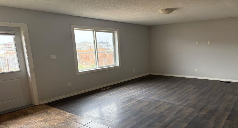 6802 50 Avenue, Camrose, Alberta T4V 5C7, 3 Bedrooms Bedrooms, ,3 BathroomsBathrooms,Residential,For Sale,50,A2271266