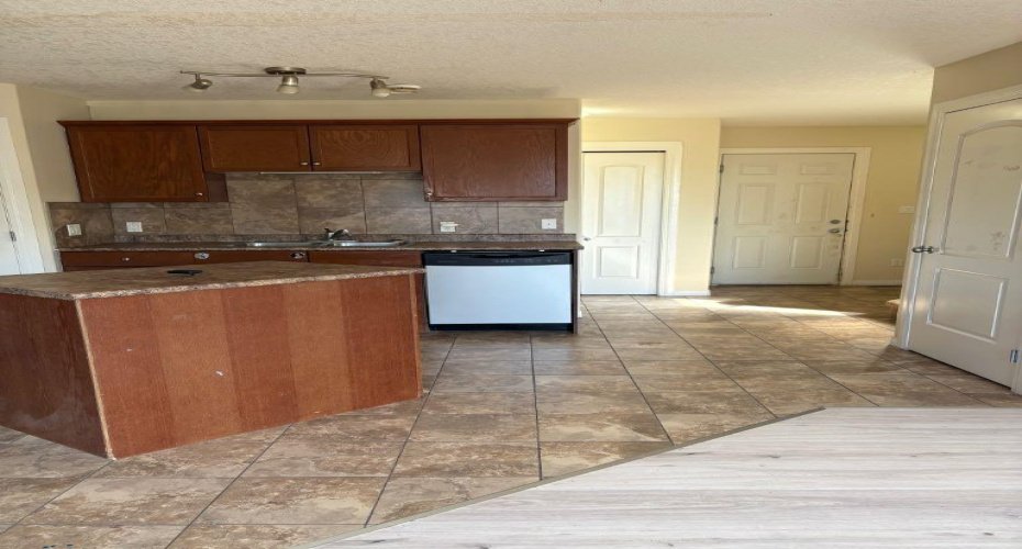 6802 50 Avenue, Camrose, Alberta T4V 5C7, 3 Bedrooms Bedrooms, ,3 BathroomsBathrooms,Residential,For Sale,50,A2271269