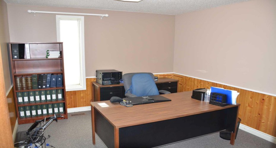 9910 97 Avenue, Peace River, Alberta T8S 1S5, ,Commercial,For Sale,97,A2271282
