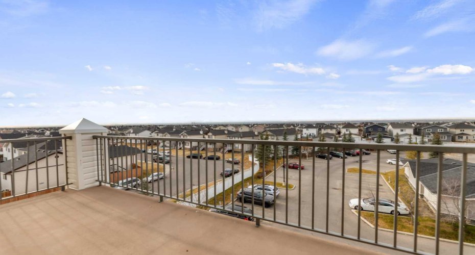 333 Taravista Drive, Calgary, Alberta T3J 0H4, 2 Bedrooms Bedrooms, ,2 BathroomsBathrooms,Residential,For Sale,Taravista,A2271095