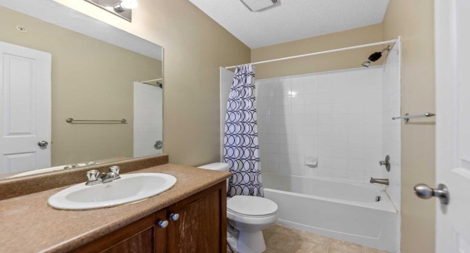 333 Taravista Drive, Calgary, Alberta T3J 0H4, 2 Bedrooms Bedrooms, ,2 BathroomsBathrooms,Residential,For Sale,Taravista,A2271095