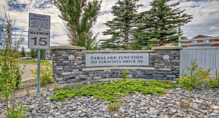 333 Taravista Drive, Calgary, Alberta T3J 0H4, 2 Bedrooms Bedrooms, ,2 BathroomsBathrooms,Residential,For Sale,Taravista,A2271095