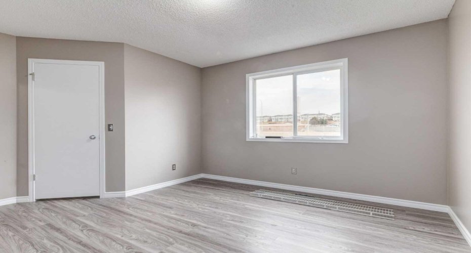 57 Tuscany Springs Gardens, Calgary, Alberta T3L 2R3, 2 Bedrooms Bedrooms, ,3 BathroomsBathrooms,Residential,For Sale,Tuscany Springs,A2271241