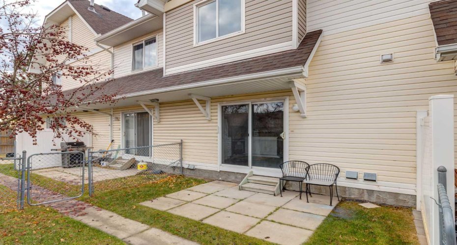 57 Tuscany Springs Gardens, Calgary, Alberta T3L 2R3, 2 Bedrooms Bedrooms, ,3 BathroomsBathrooms,Residential,For Sale,Tuscany Springs,A2271241