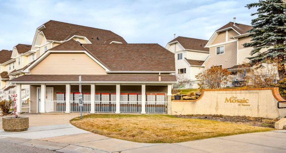 57 Tuscany Springs Gardens, Calgary, Alberta T3L 2R3, 2 Bedrooms Bedrooms, ,3 BathroomsBathrooms,Residential,For Sale,Tuscany Springs,A2271241