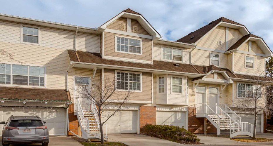 57 Tuscany Springs Gardens, Calgary, Alberta T3L 2R3, 2 Bedrooms Bedrooms, ,3 BathroomsBathrooms,Residential,For Sale,Tuscany Springs,A2271241
