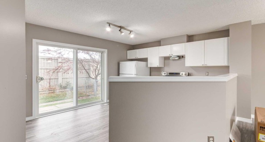 57 Tuscany Springs Gardens, Calgary, Alberta T3L 2R3, 2 Bedrooms Bedrooms, ,3 BathroomsBathrooms,Residential,For Sale,Tuscany Springs,A2271241