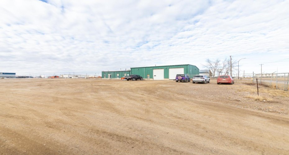 5520 59 Avenue, Lloydminster, Alberta T9V 0C7, ,Commercial,For Sale,59,A2271513