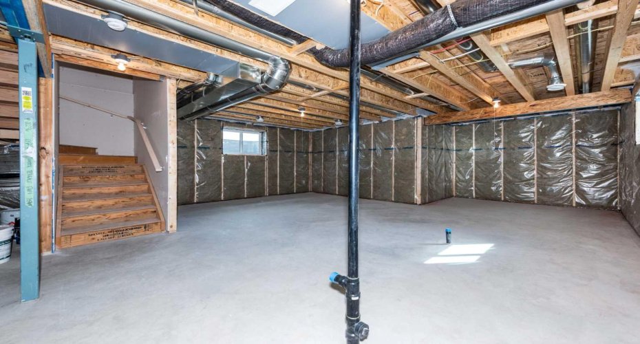 137 clearwater Terrace, Chestermere, Alberta T1X3A7, 3 Bedrooms Bedrooms, ,3 BathroomsBathrooms,Residential,For Sale,clearwater,A2271578