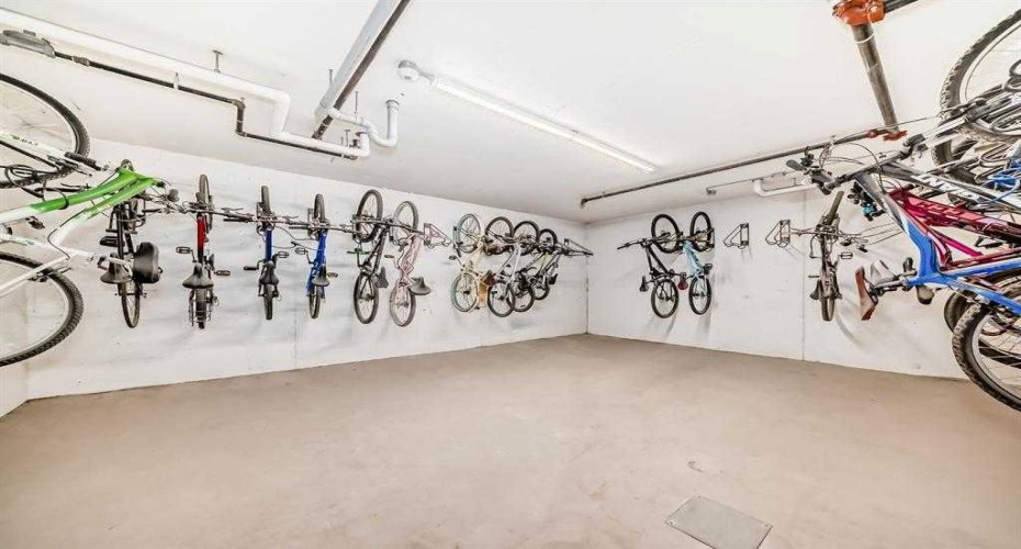 19661 40 Street, Calgary, Alberta T3M 3B3, 1 Bedroom Bedrooms, ,1 BathroomBathrooms,Residential,For Sale,40,A2269721