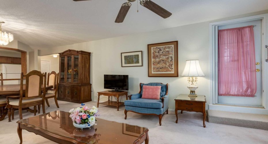 Living area acess to balcony