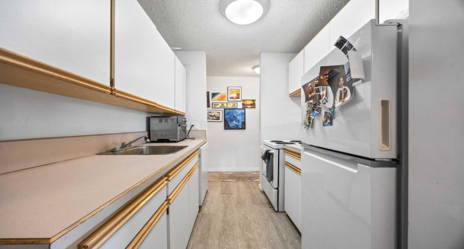 1421 7 Avenue, Calgary, Alberta T2N 1Z7, 1 Bedroom Bedrooms, ,1 BathroomBathrooms,Residential,For Sale,7,A2271213