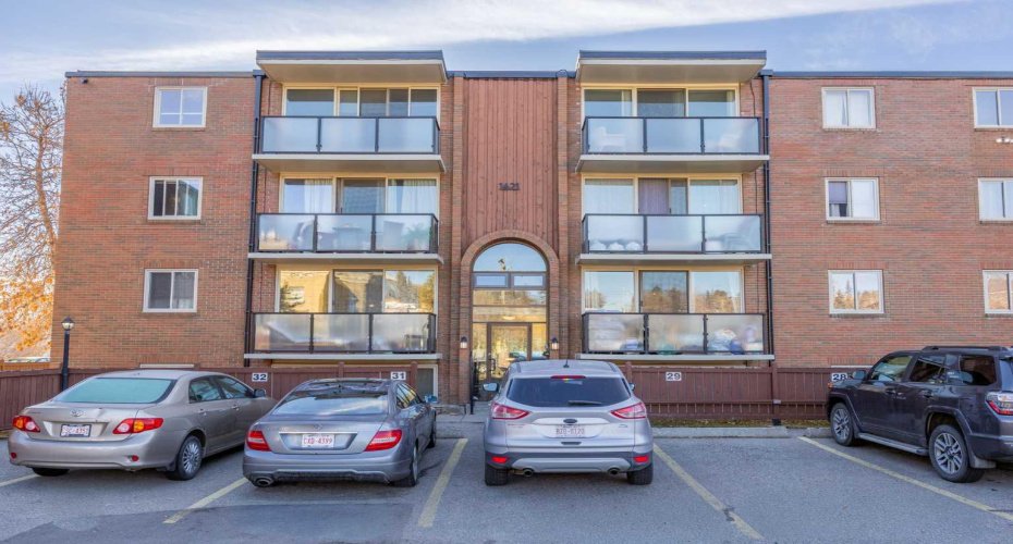 1421 7 Avenue, Calgary, Alberta T2N 1Z7, 1 Bedroom Bedrooms, ,1 BathroomBathrooms,Residential,For Sale,7,A2271213