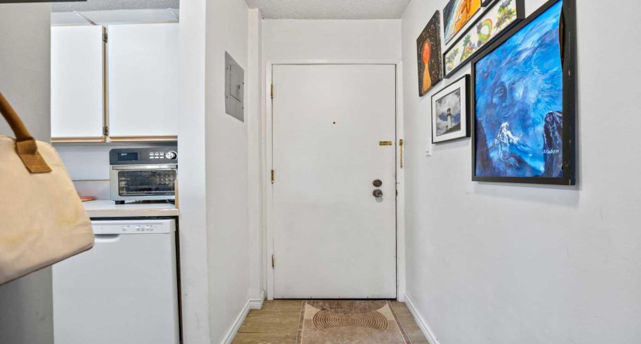 1421 7 Avenue, Calgary, Alberta T2N 1Z7, 1 Bedroom Bedrooms, ,1 BathroomBathrooms,Residential,For Sale,7,A2271213