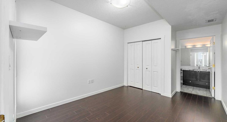 1540 17 Avenue, Calgary, Alberta T2T 0C8, 2 Bedrooms Bedrooms, ,2 BathroomsBathrooms,Residential,For Sale,17,A2271382