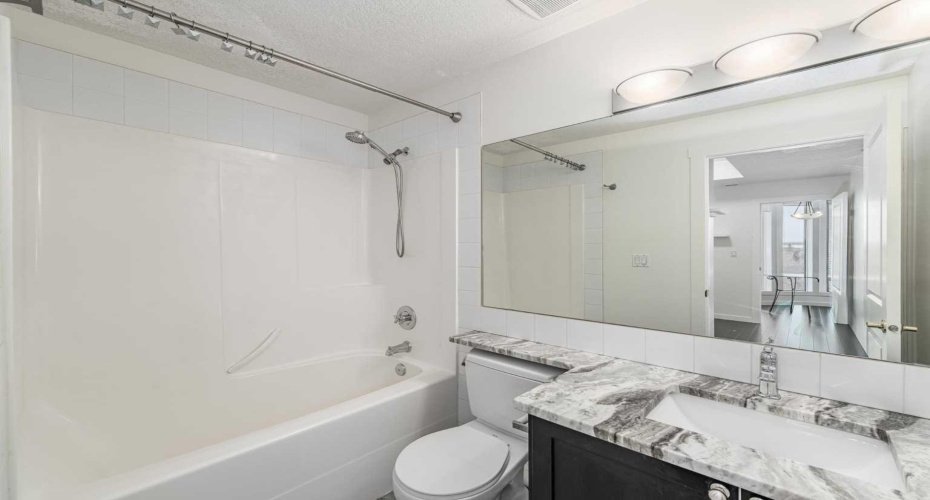 1540 17 Avenue, Calgary, Alberta T2T 0C8, 2 Bedrooms Bedrooms, ,2 BathroomsBathrooms,Residential,For Sale,17,A2271382