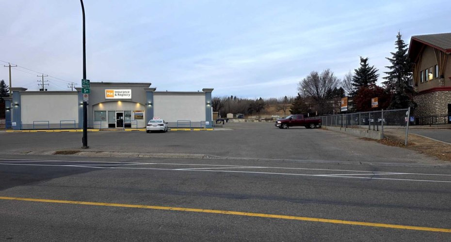 5414 43 Street, Red Deer, Alberta T4N 1C9, ,Commercial,For Sale,43,A2268152