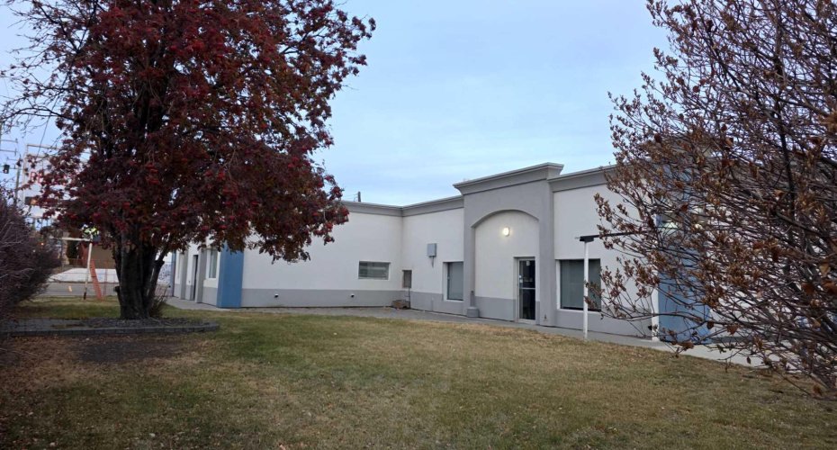 5414 43 Street, Red Deer, Alberta T4N 1C9, ,Commercial,For Sale,43,A2268152