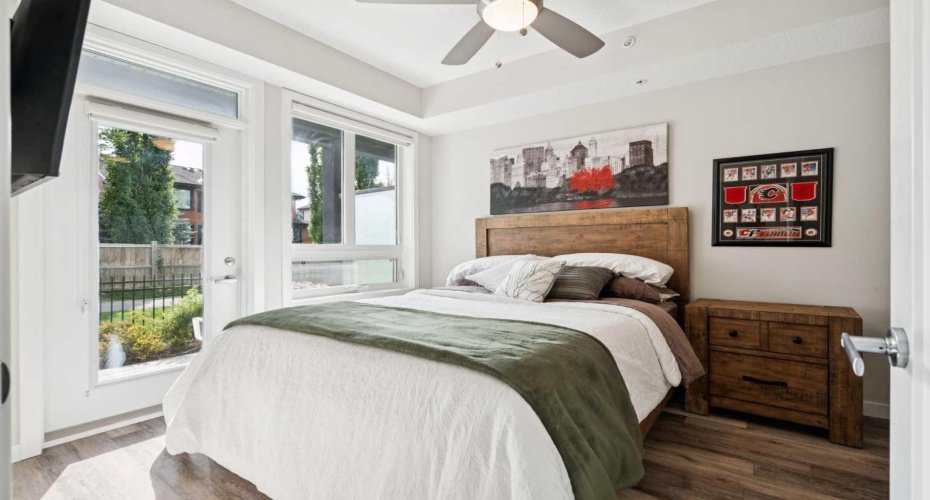 8531 8A Avenue, Calgary, Alberta T3H1V4, 2 Bedrooms Bedrooms, ,2 BathroomsBathrooms,Residential,For Sale,8A,A2271404