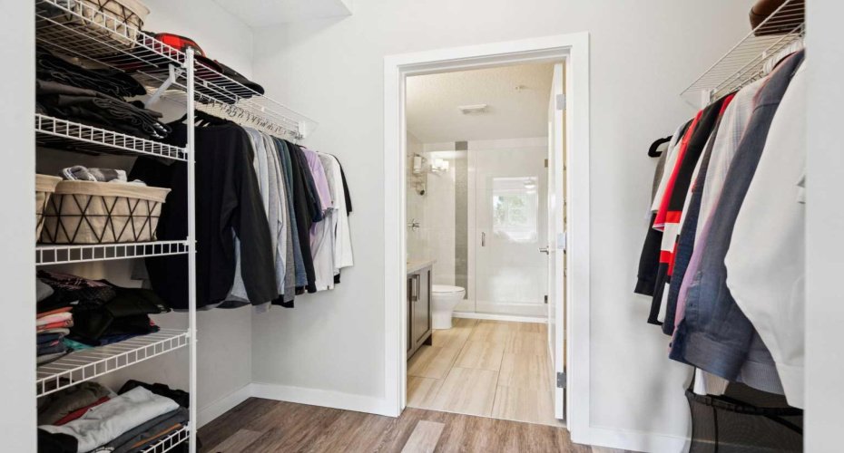 8531 8A Avenue, Calgary, Alberta T3H1V4, 2 Bedrooms Bedrooms, ,2 BathroomsBathrooms,Residential,For Sale,8A,A2271404