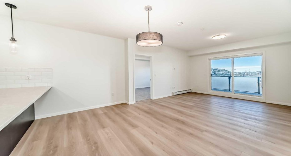 245 Edith Place, Calgary, Alberta T3R 2M7, 2 Bedrooms Bedrooms, ,2 BathroomsBathrooms,Residential,For Sale,Edith,A2271521