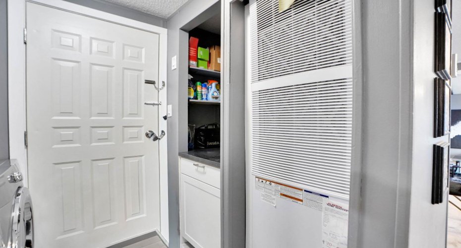 3223 83 Street, Calgary, Alberta T3B 5N4, 3 Bedrooms Bedrooms, ,2 BathroomsBathrooms,Mobile,For Sale,83,A2271534