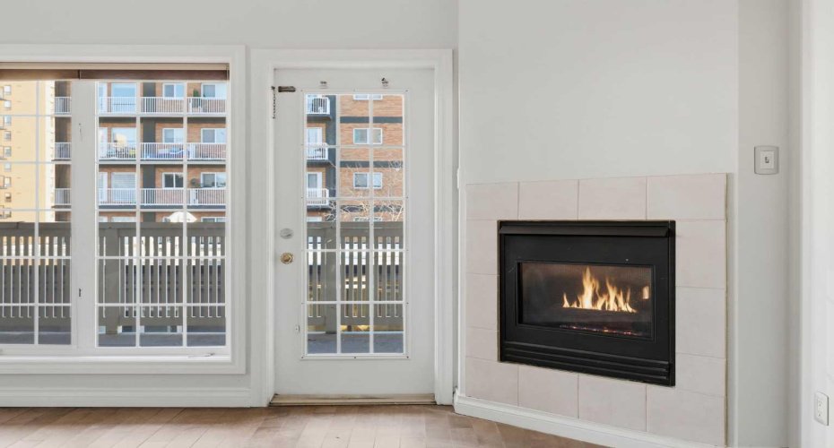 820 15 Avenue, Calgary, Alberta T2R 0S1, 2 Bedrooms Bedrooms, ,2 BathroomsBathrooms,Residential,For Sale,15,A2271775