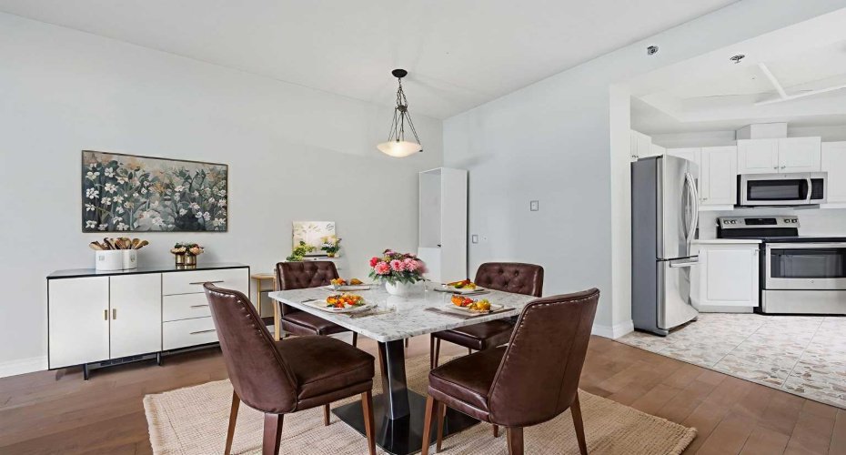 Dining room virtually staged