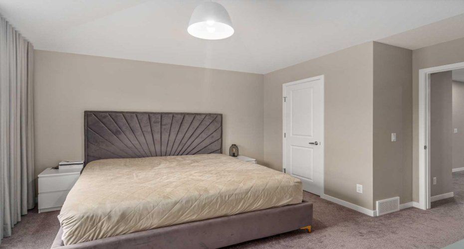 180 Magnolia Terrace, Calgary, Alberta T3M 3N2, 3 Bedrooms Bedrooms, ,3 BathroomsBathrooms,Residential,For Sale,Magnolia,A2271845